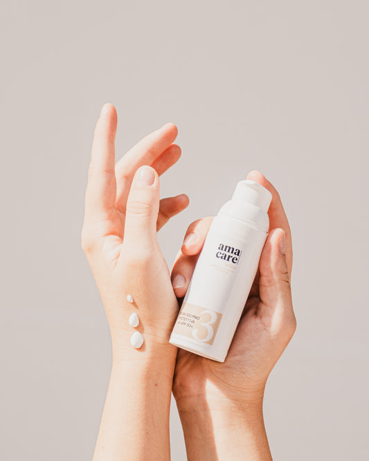 crema giorno protettiva amacare - dettaglio applicazione crema